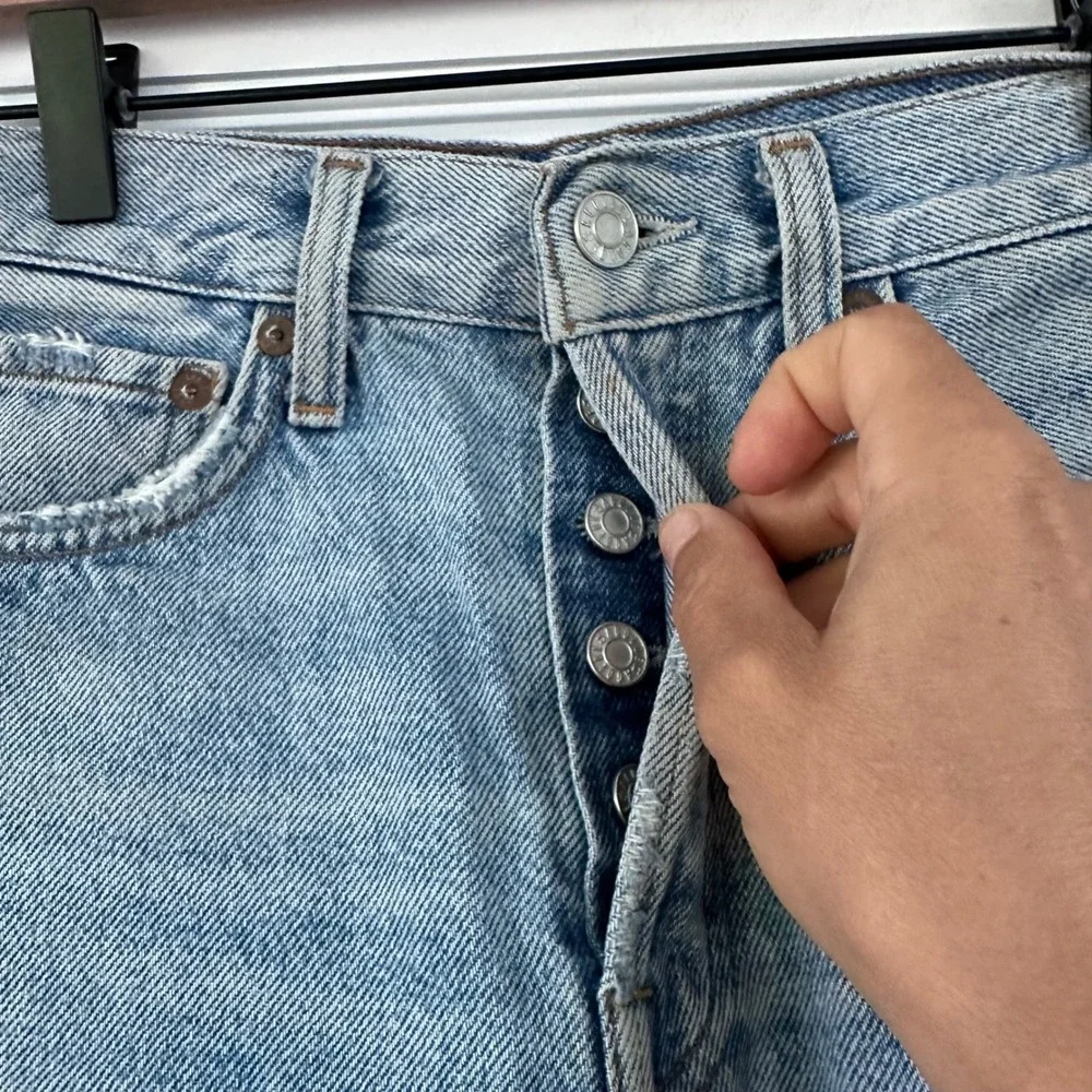 AGOLDE Parker Long High Rise Denim Shorts Skyewave Blue Raw Hem 24